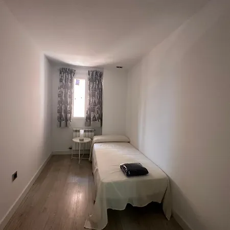 Apartamentos Dos Torres Sindarin Zaragoza Exterior foto